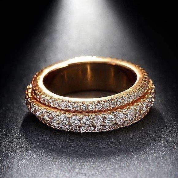 Gold infinity stacking ring - Picture 3 of 6